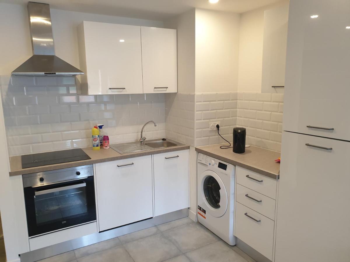 Appartements Renove 2023 Proche Aeroport 5Min, Gare Sncf 2 Min, Tramway Au Pied De L'Immeuble , Parking Possible, Renovated Apartments 2023 Near The Airport 5 Min, Train Station 2 Min, Tram Next To The Building 1 Min, Parking Possible Ницца Экстерьер фото