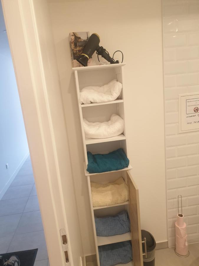 Appartements Renove 2023 Proche Aeroport 5Min, Gare Sncf 2 Min, Tramway Au Pied De L'Immeuble , Parking Possible, Renovated Apartments 2023 Near The Airport 5 Min, Train Station 2 Min, Tram Next To The Building 1 Min, Parking Possible Ницца Экстерьер фото